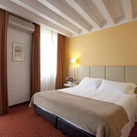 Pensión Relais Santa Vicenza