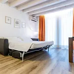 Konukevi Relais Santa Vicenza