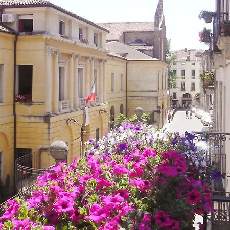 Relais Santa Gasthuis 4*